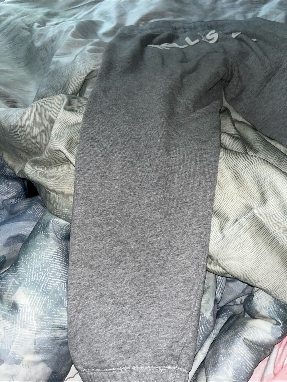 Hollister Girls' Heather Gray Sweatpants with Drawstring - Picture 5 of 6